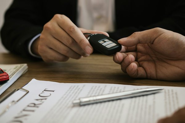 Comment procéder à l'écrasement de carte grise en france